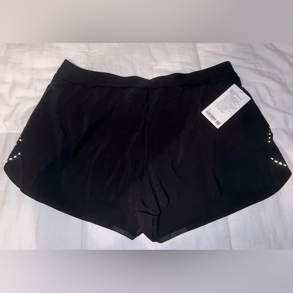 Lululemon! Find Your Pace high rise shorts 3” black size 20!!